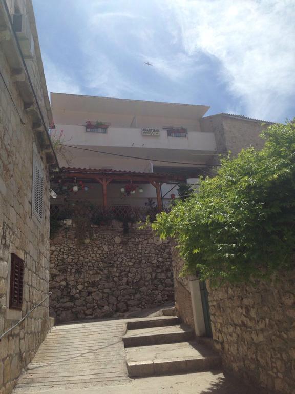 Ana Tudor Apartments Hvar Town Extérieur photo