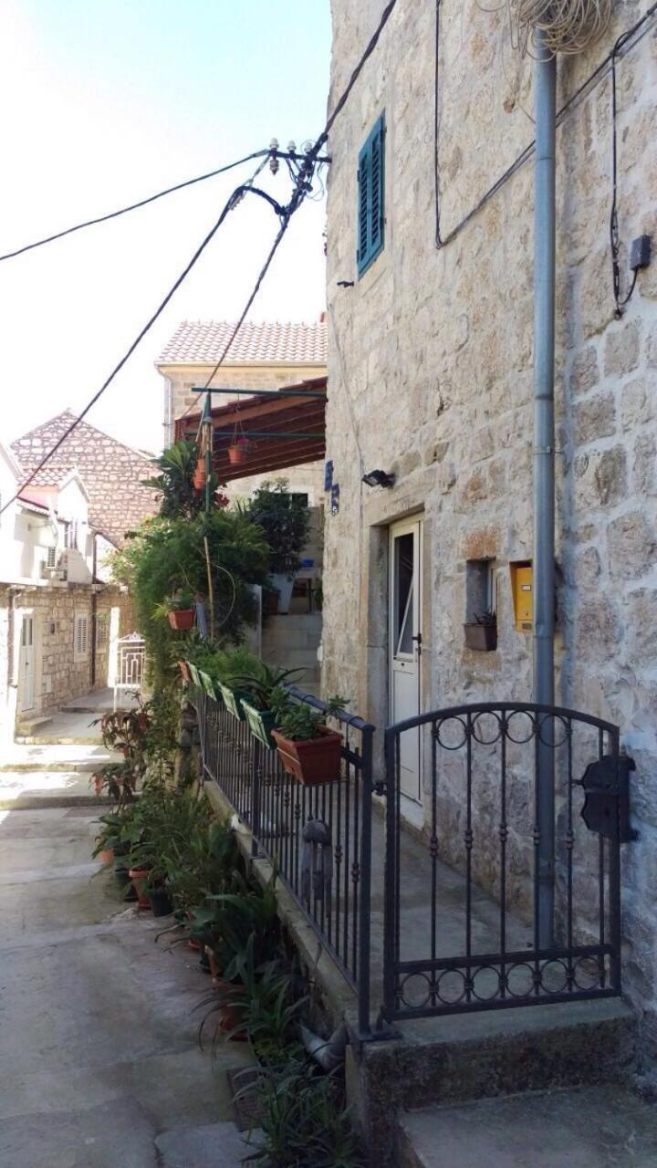 Ana Tudor Apartments Hvar Town Extérieur photo