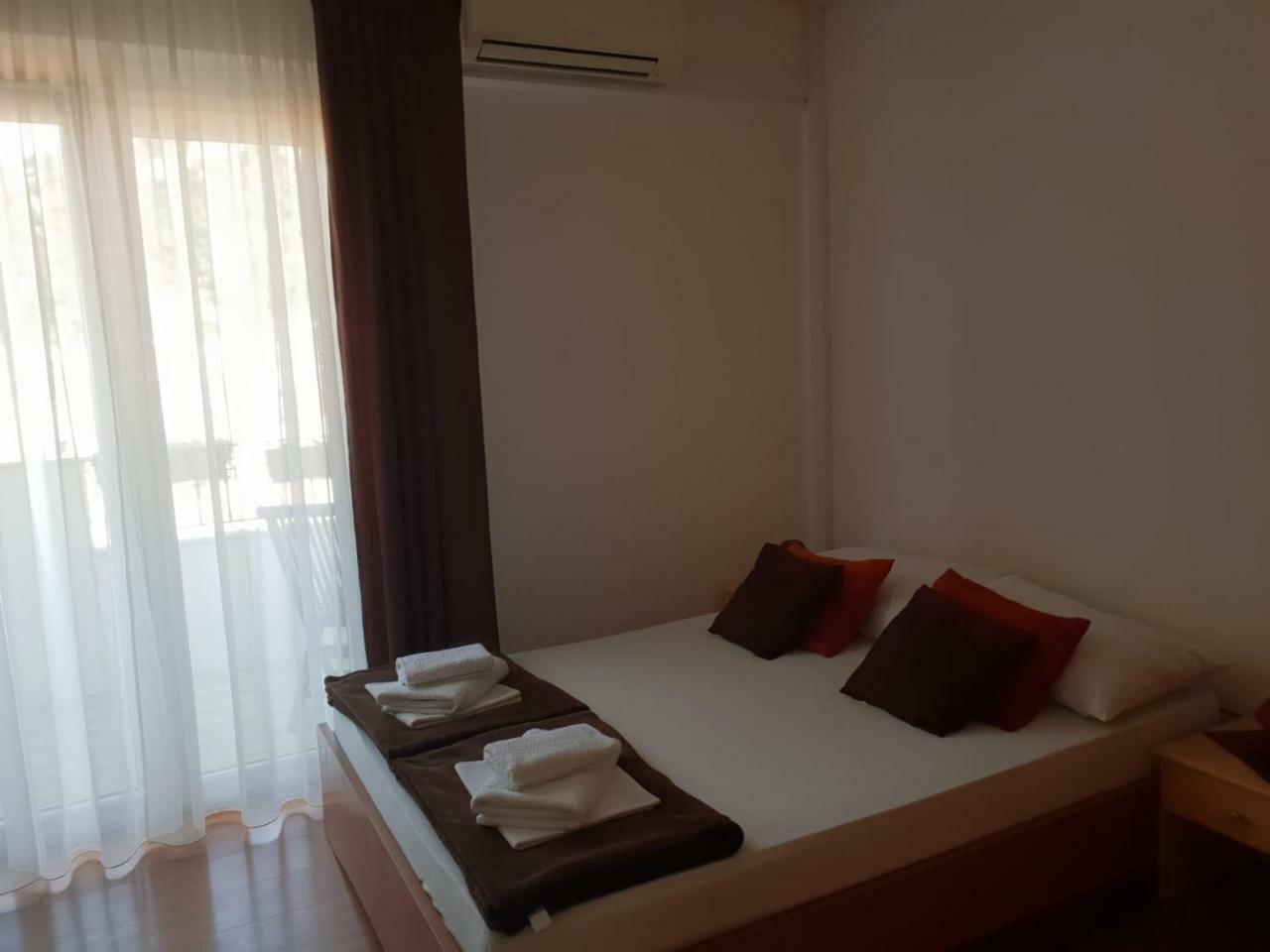 Ana Tudor Apartments Hvar Town Extérieur photo